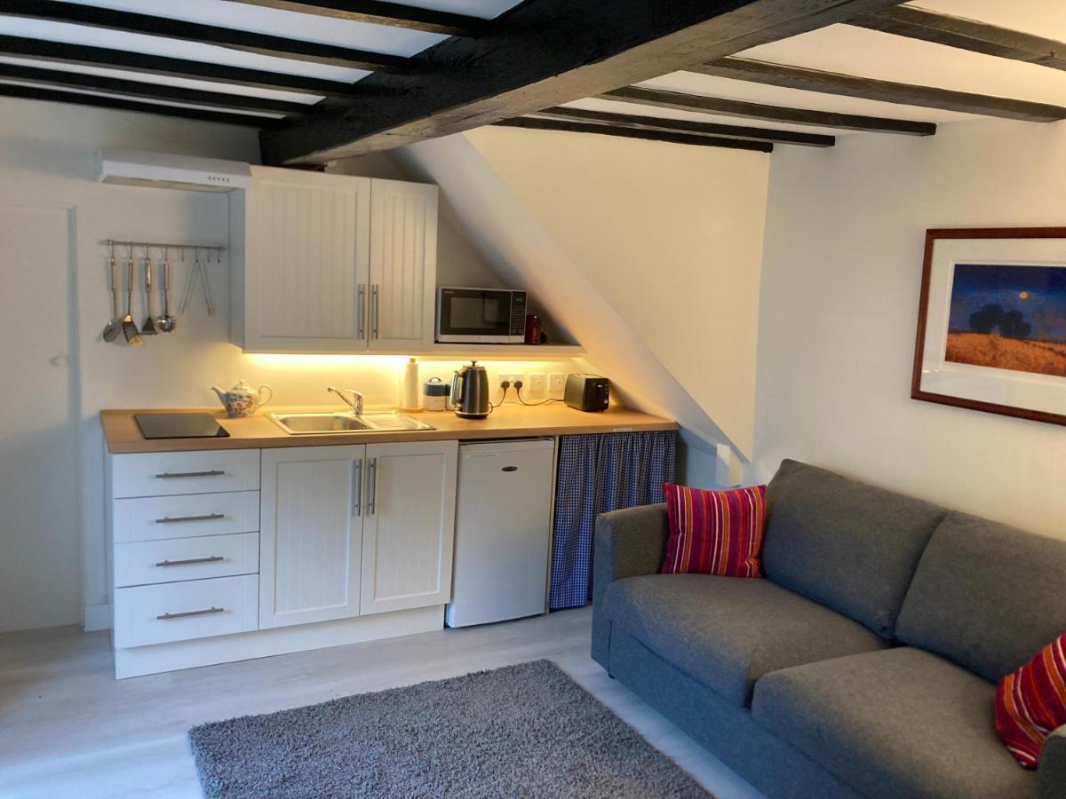 Llanfair Caereinion Bryntirion Farmhouse Apartment With Hot Tub מראה חיצוני תמונה