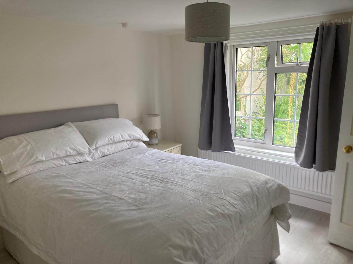 Llanfair Caereinion Bryntirion Farmhouse Apartment With Hot Tub מראה חיצוני תמונה